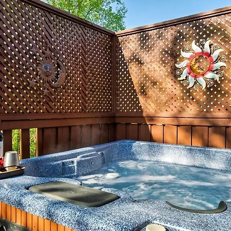 A Top Notch Lodge~Gatlinburg Exterior foto