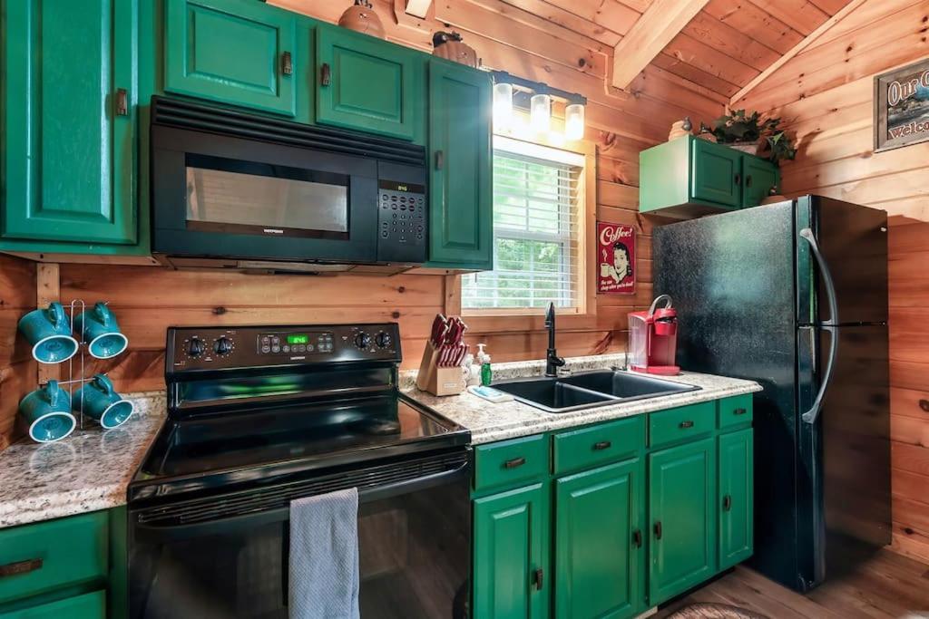 Chalet A Notch Lodge~gatlinburg