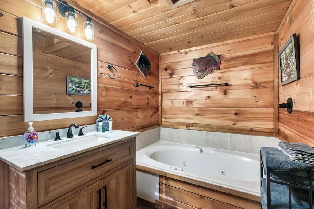 A Notch Lodge~gatlinburg Gatlinburg