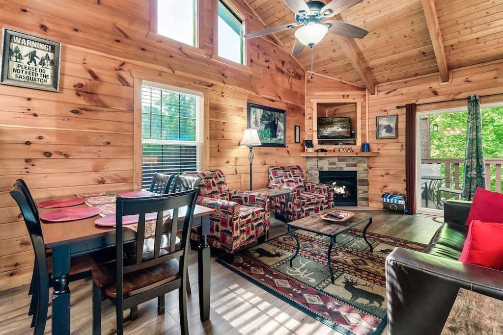 A Notch Lodge~gatlinburg Gatlinburg